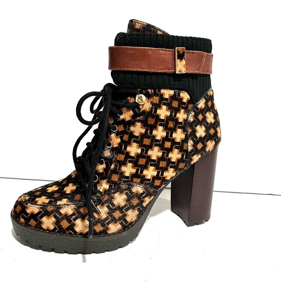 NWT New Antonio Melani Parton Calf Hair High Block Multi Heel Zip Ankle Boot 6.5 - Picture 5 of 13